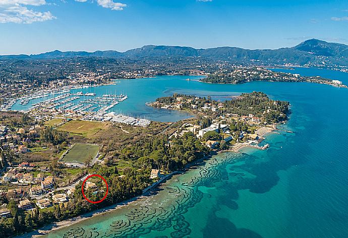 Aerial view showing location of Villa Durrell . - Villa Durrell . (Galerie de photos) }}