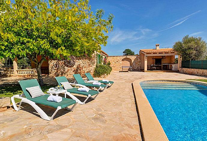 Beautiful villa with private pool and terrace . - Villa Daniel . (Galerie de photos) }}