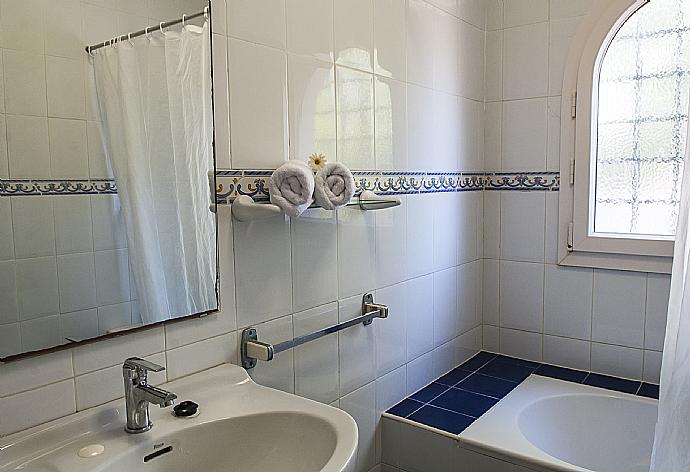 Villa Aguamarina Bathroom