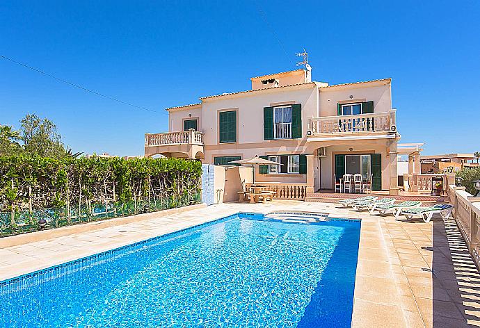 Beautiful villa with private pool and terrace . - Villa Alicia . (Galería de imágenes) }}