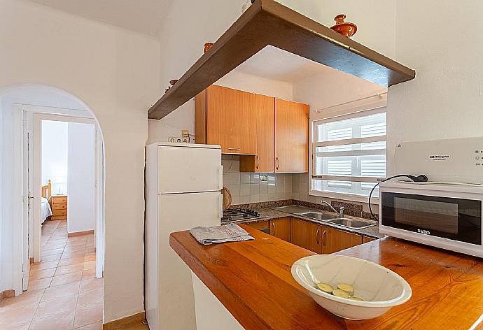 Equipped kitchen . - Villa Corb Mari . (Fotogalerie) }}