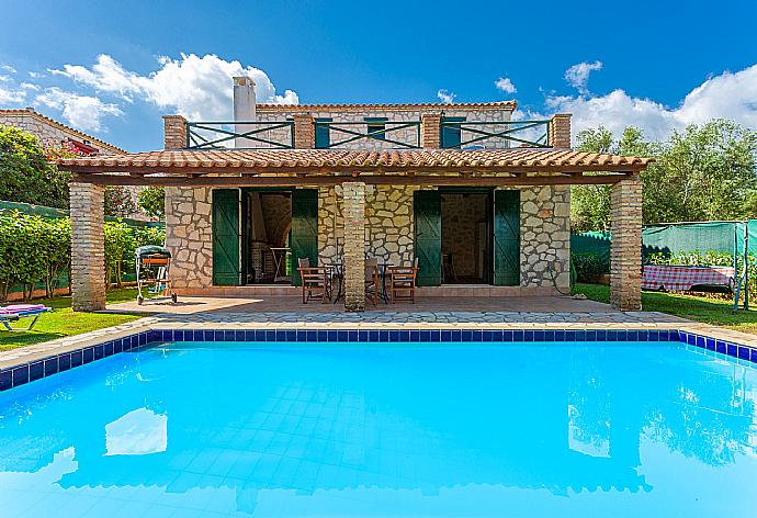 Beautiful villa with private pool and terrace . - Villa Diony . (Galería de imágenes) }}