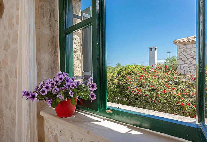 View from bedroom window . - Villa Diony . (Fotogalerie) }}