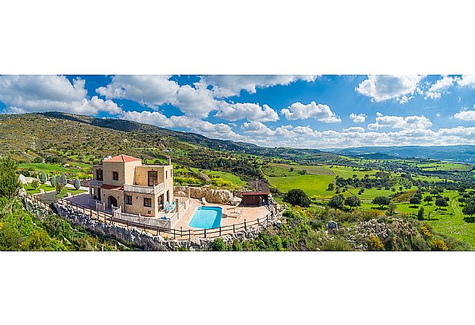 Aerial view of Villa Rallo . - Villa Rallo . (Galleria fotografica) }}