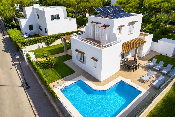 ,Beautiful villa with private pool and terrace . - Villa Roca Nova . (Photo Gallery) }}