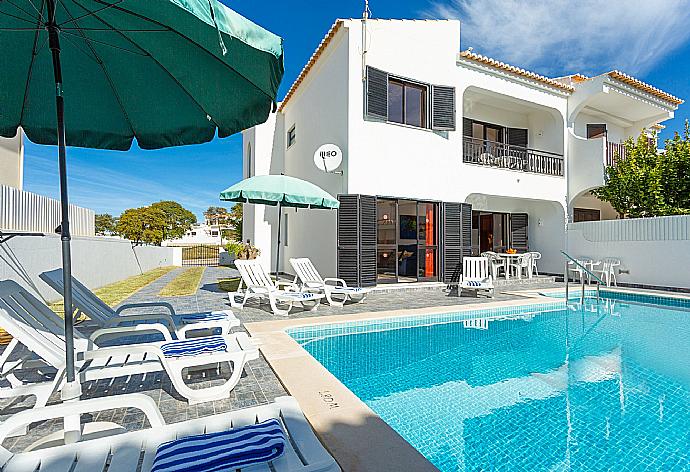 ,Beautiful villa with private pool and terrace . - Villa Lumiere . (Galería de imágenes) }}