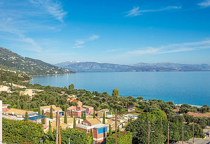 Panoramic sea views from balcony . - Akti Barbati Villa Ena . (Fotogalerie) }}