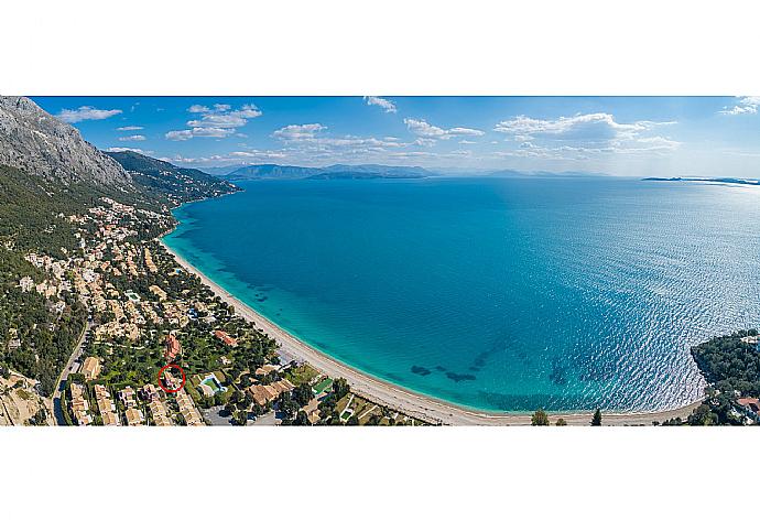 Aerial view showing location of Villa Thalassaki . - Villa Thalassaki . (Fotogalerie) }}