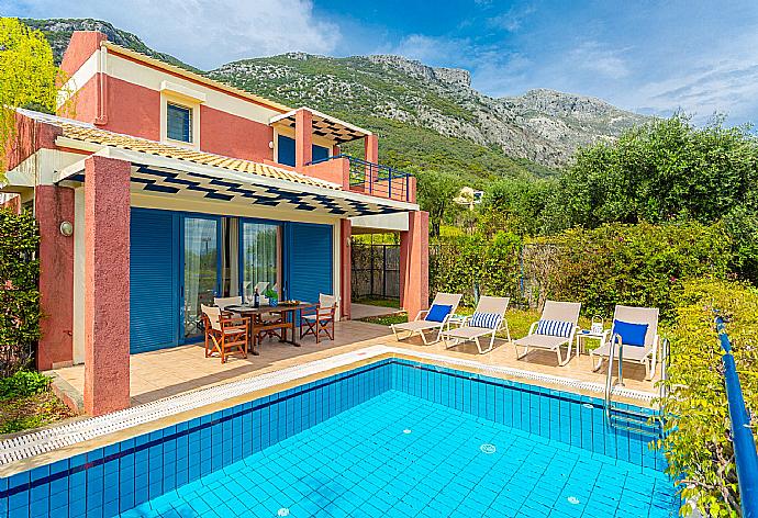 ,Beautiful villa with private pool and terrace with sea and mountain views . - Villa Thalassaki . (Галерея фотографий) }}