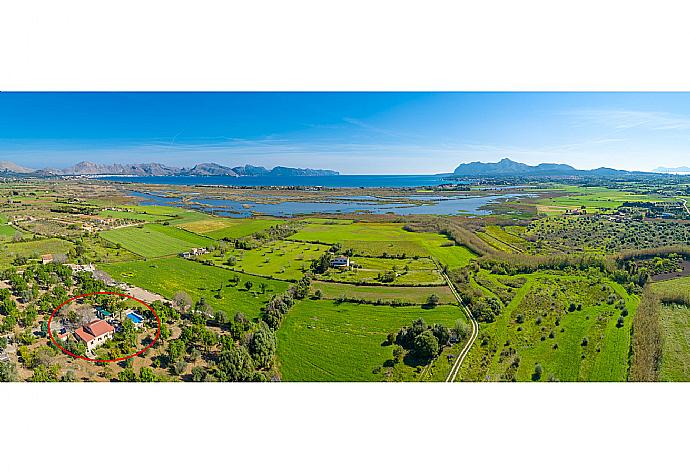 Aerial view showing location of Villa Toni Corro  . - Villa Toni Corro . (Galerie de photos) }}