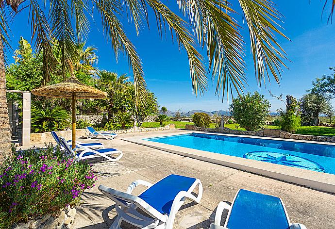 Private pool and terrace . - Villa Toni Corro . (Photo Gallery) }}