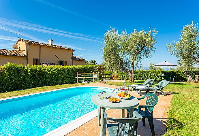 Beautiful villa with private pool, terrace, and garden . - Villa Le Balze . (Galerie de photos) }}