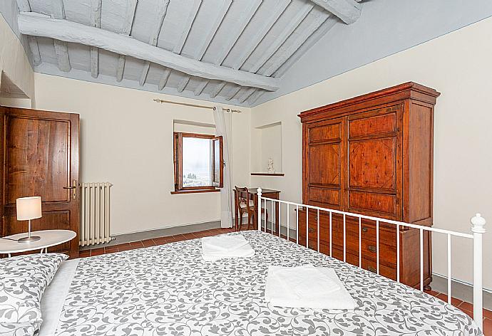 Double bedroom . - Villa Le Balze . (Galería de imágenes) }}