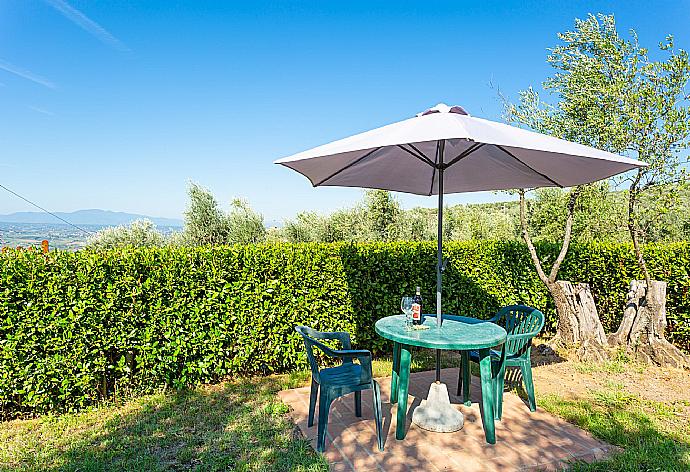 Garden area . - Villa Le Balze . (Галерея фотографий) }}