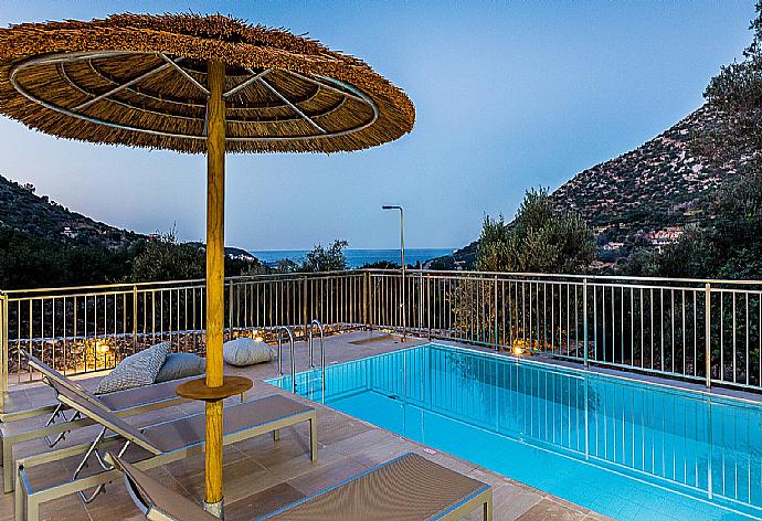 Beautiful villa with private pool and terrace . - Villa Mandarini . (Galería de imágenes) }}