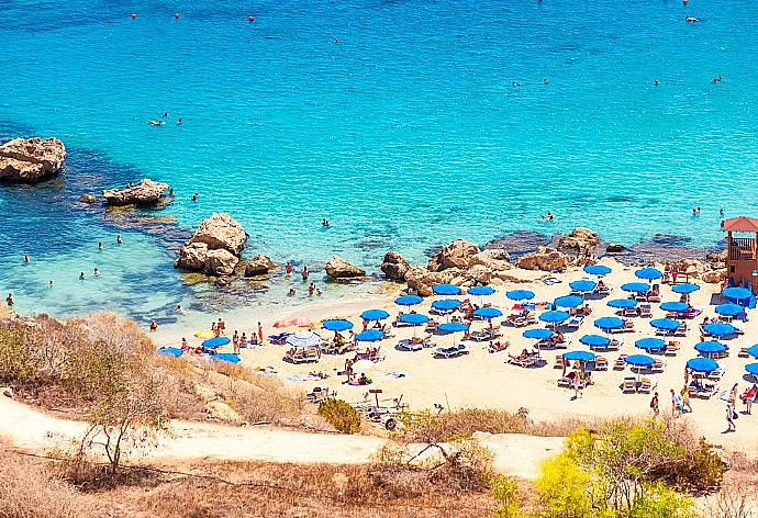 Local beach  . - Villa Evelina . (Галерея фотографий) }}