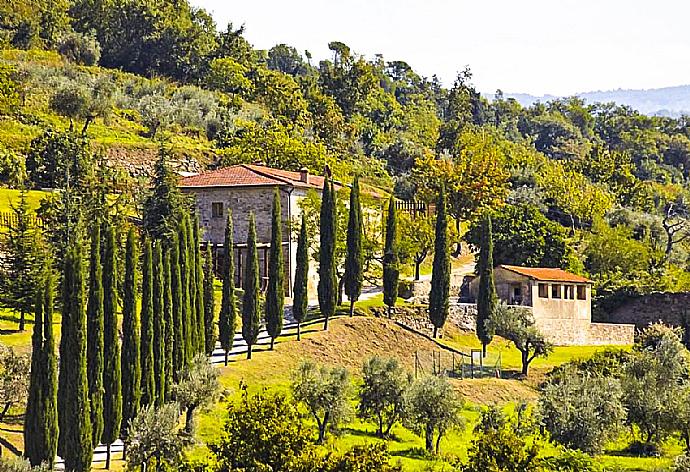 Aerial View . - Villa Il Frantoio . (Fotogalerie) }}