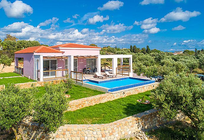 Beautiful villa with private pool and terrace . - Vatsa Beach Villa . (Galleria fotografica) }}