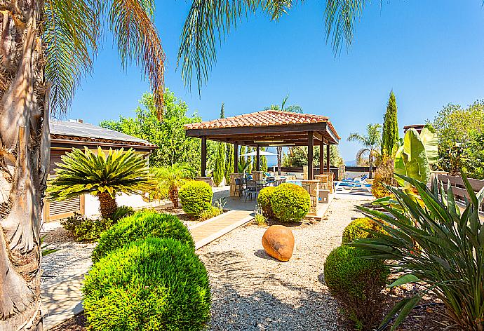 Garden area . - Villa Kalizoni . (Fotogalerie) }}