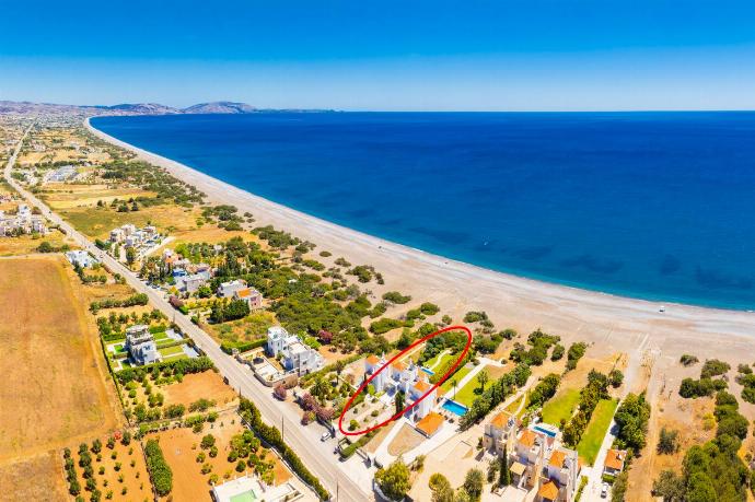 Aerial view showing location of villa . - Villa Mediterranean Blue . (Photo Gallery) }}