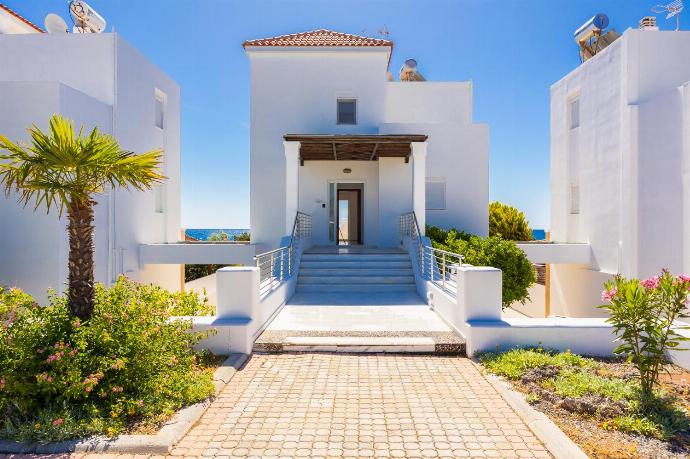 Villa Mediterranean Blue
