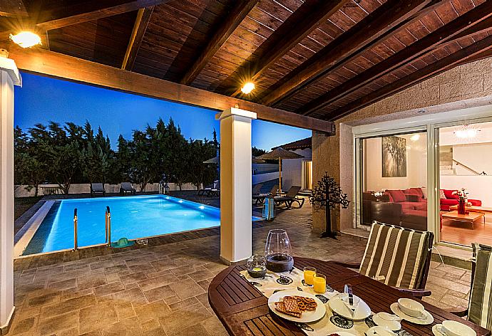 Villa Pelagos Blue