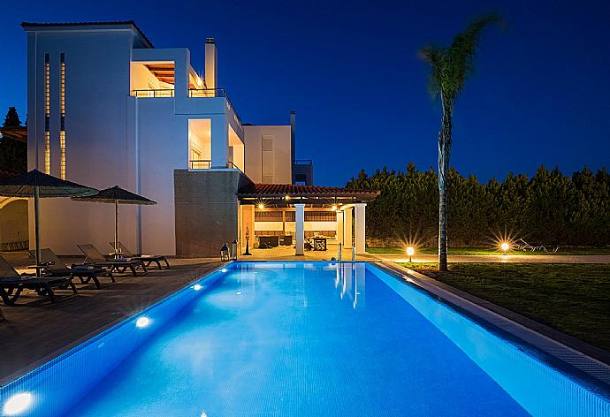 Beautiful villa with private pool, terrace and garden  . - Villa Pelagos Blue . (Photo Gallery) }}