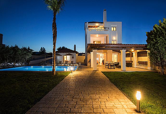 Villa Pelagos Blue