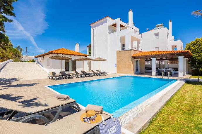 Villa Pelagos Blue