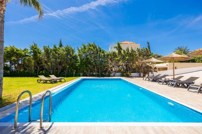Villa Pelagos Blue
