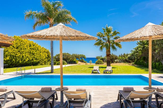 Villa Pelagos Blue