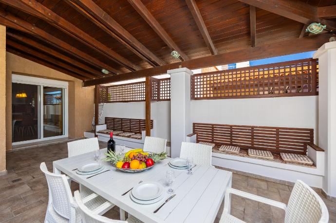 Villa Pelagos Blue
