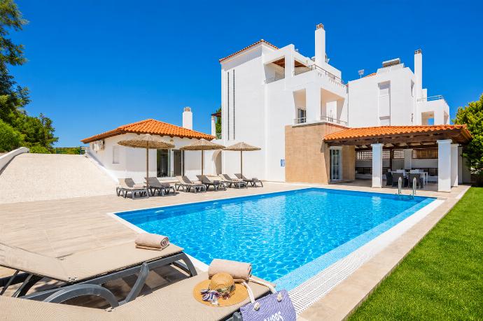 Villa Pelagos Blue