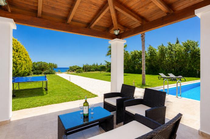 Villa Pelagos Blue