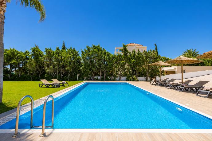 Villa Pelagos Blue
