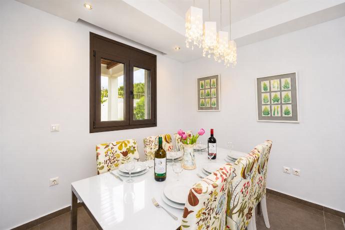  . - Villa Tsampikos . (Photo Gallery) }}