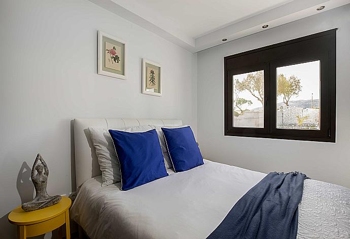 Double bedroom  . - Villa Dionysos . (Photo Gallery) }}