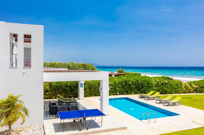Beautiful villa with private pool, terrace, and garden with panoramic sea views . - Villa Dionysos . (Photo Gallery) }}