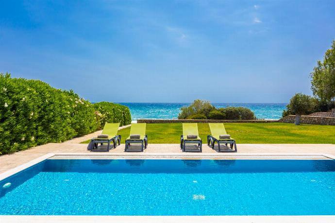 Private pool and terrace with panoramic sea views . - Villa Dionysos . (Photo Gallery) }}
