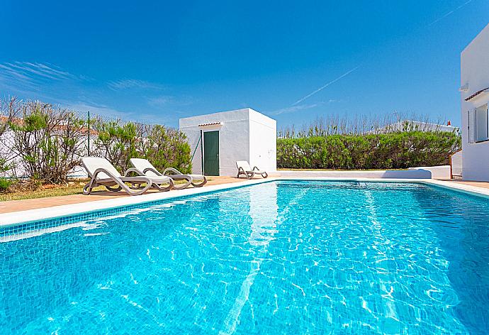 Private pool and terrace . - Villa Mar . (Galleria fotografica) }}