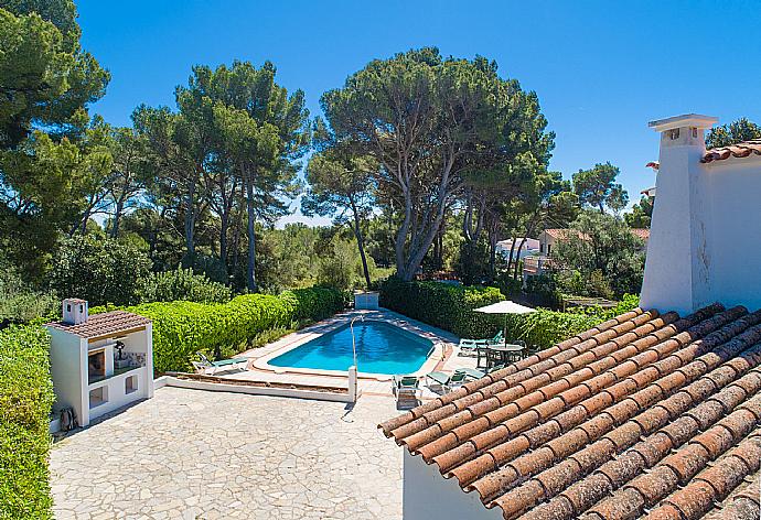 Private pool and terrace area . - Villa Luisa . (Fotogalerie) }}