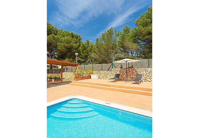 Private pool and terrace area . - Villa Sa Lluna . (Galería de imágenes) }}