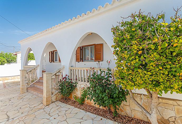 Entrance to villa . - Villa Maria . (Galería de imágenes) }}