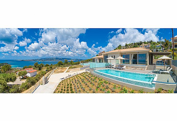 Beautiful villa with private pool and terrace with panoramic sea views . - Villa Lassi Illios . (Galería de imágenes) }}