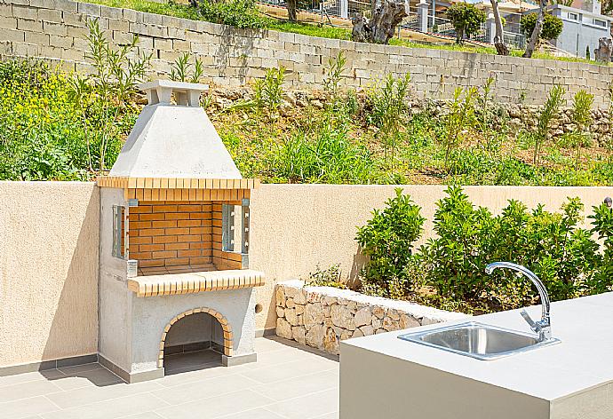 BBQ area . - Villa Lassi Fos . (Photo Gallery) }}