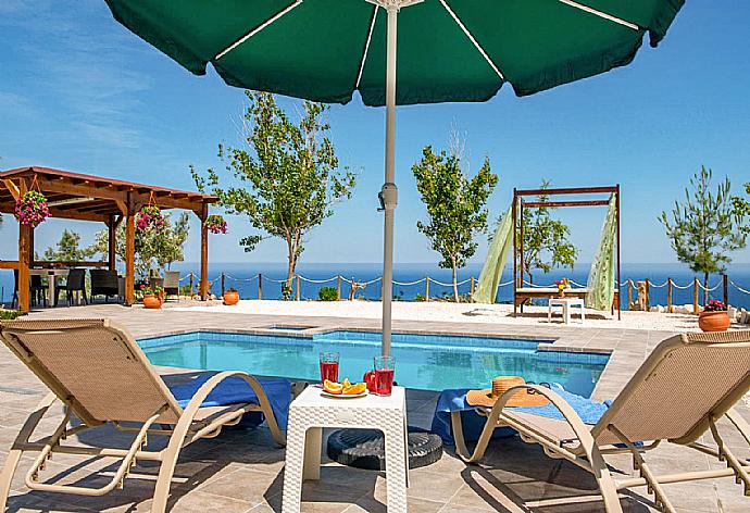 ,Beautiful villa with private pool and terrace with panoramic sea views . - Villa Paradiso Sunset . (Galería de imágenes) }}