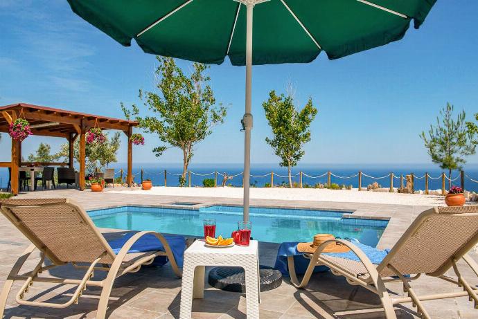  . - Villa Paradiso Sunset . (Photo Gallery) }}