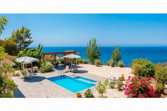  . - Villa Paradiso Sunset . (Photo Gallery) }}