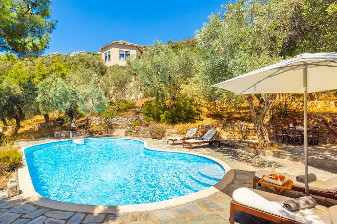 Beautiful villa with private pool, terrace, and garden with sea views . - Villa Pelago . (Fotogalerie) }}