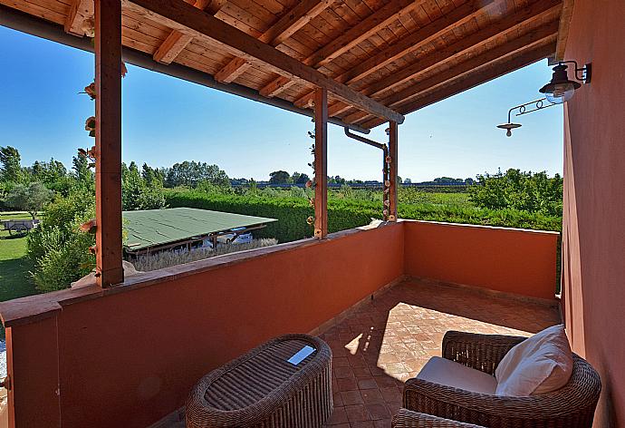 Balcony . - Villa Rossa . (Photo Gallery) }}